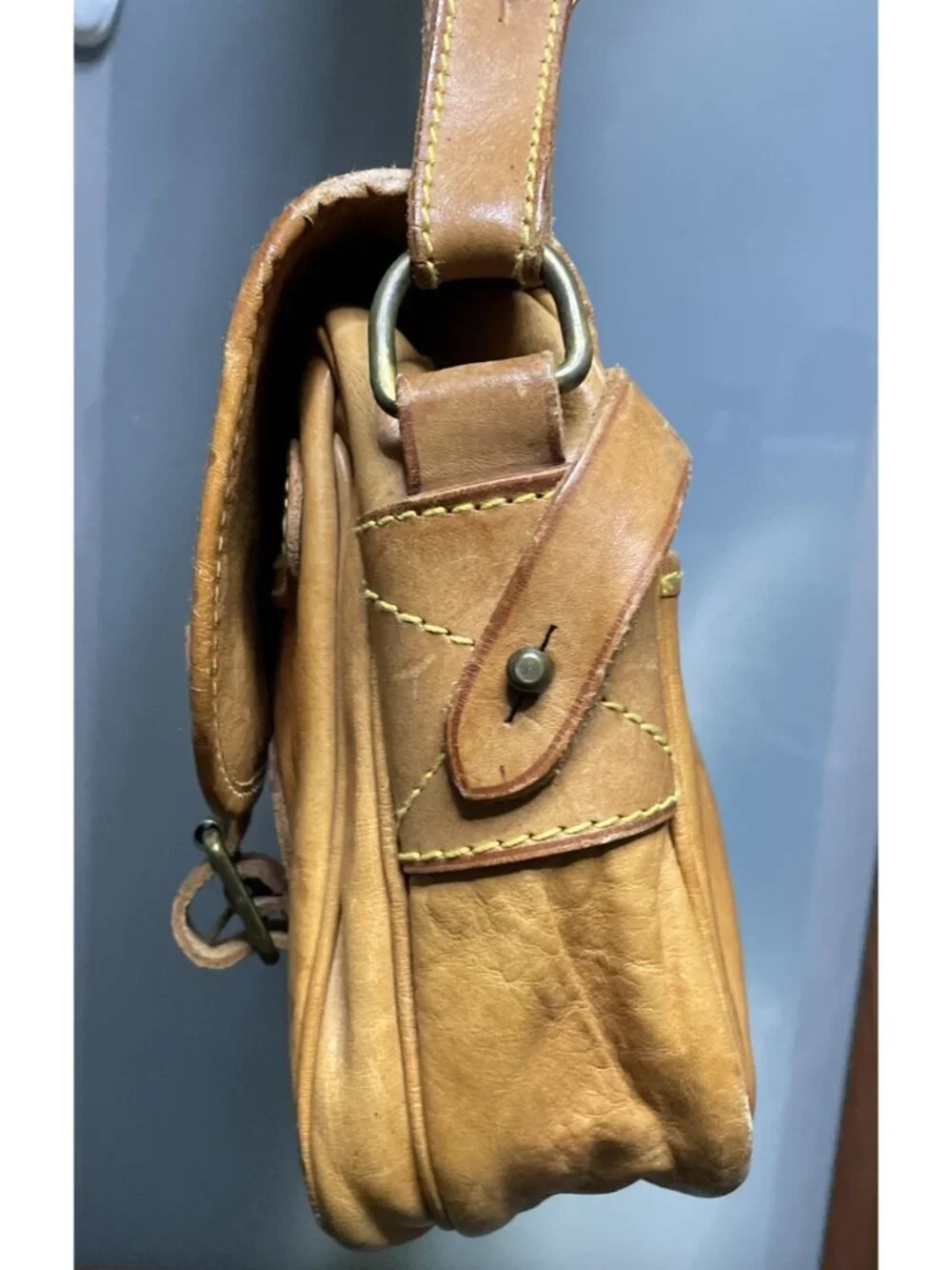 Polo Ralph Lauren Vintage 90s Leather Messenger Shoulder Bag Yellow Stitching